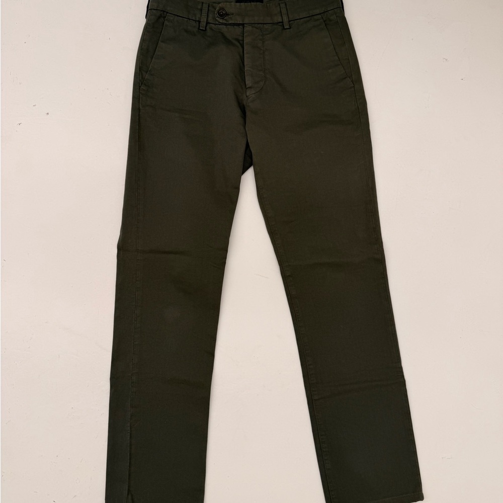Men's Classic Olive Chinos